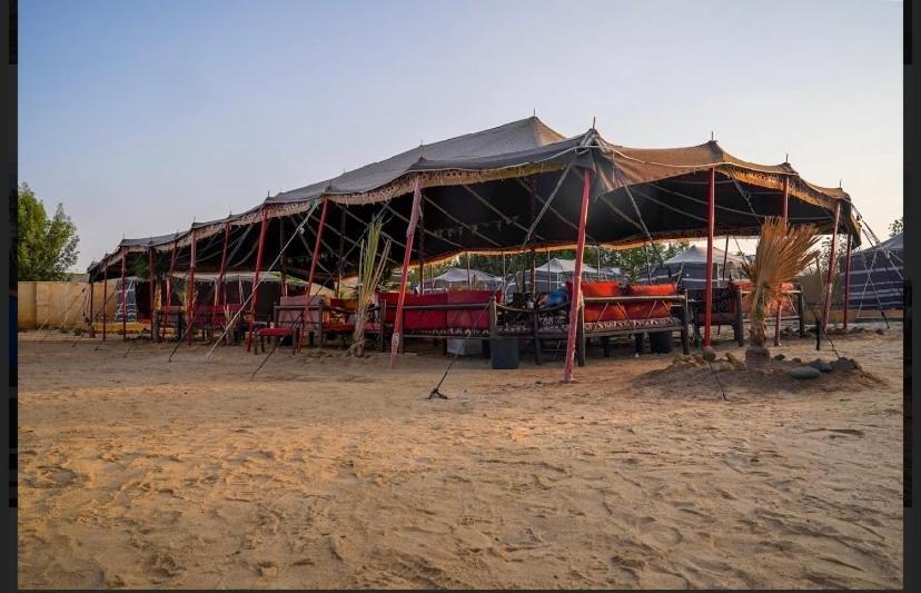 Отель Royal Tours Permanent Camp Умлудж Экстерьер фото