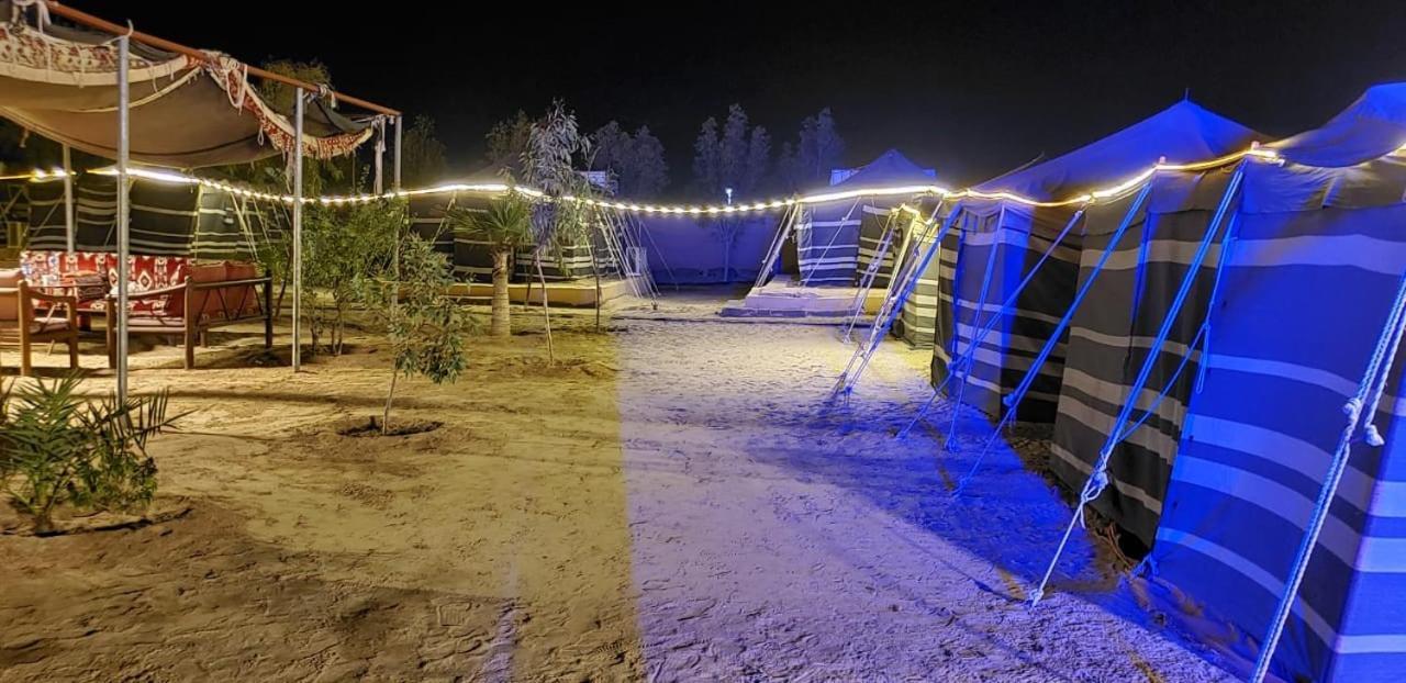 Отель Royal Tours Permanent Camp Умлудж Экстерьер фото
